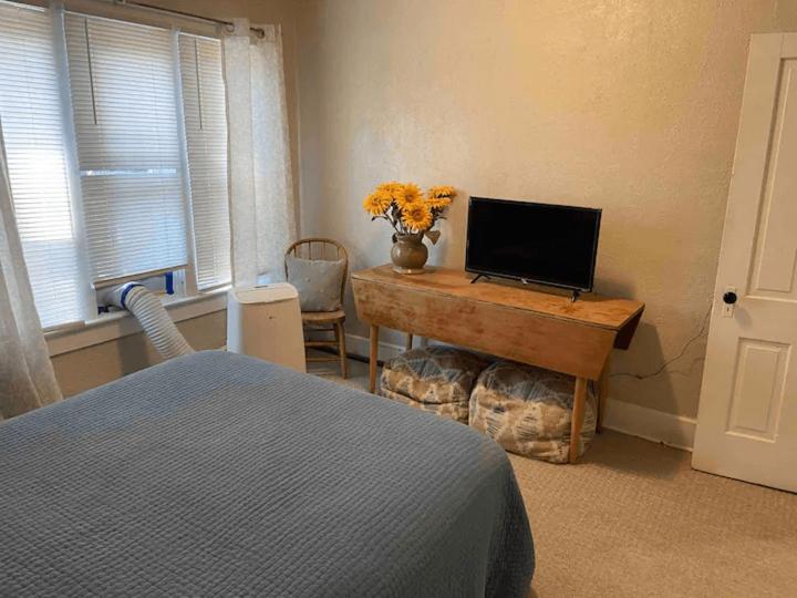 Cozy 3 & 4 Bed Home 2 Blocks To Hospitals & Lambeau Green Bay Zewnętrze zdjęcie